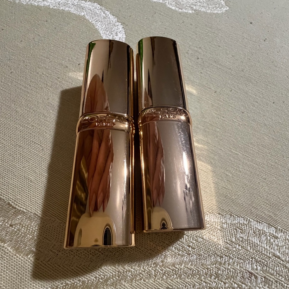 L'Oreal Colour Riche Pink Lipstick Duo